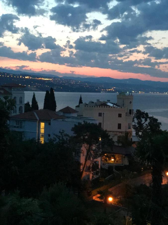 Apartment Zdenka - 100 M From The Beach Opatija Exterior photo